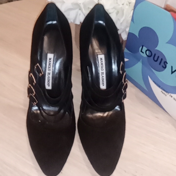 Manolo Blahnik Black Suede Pumps - Picture 2 of 4